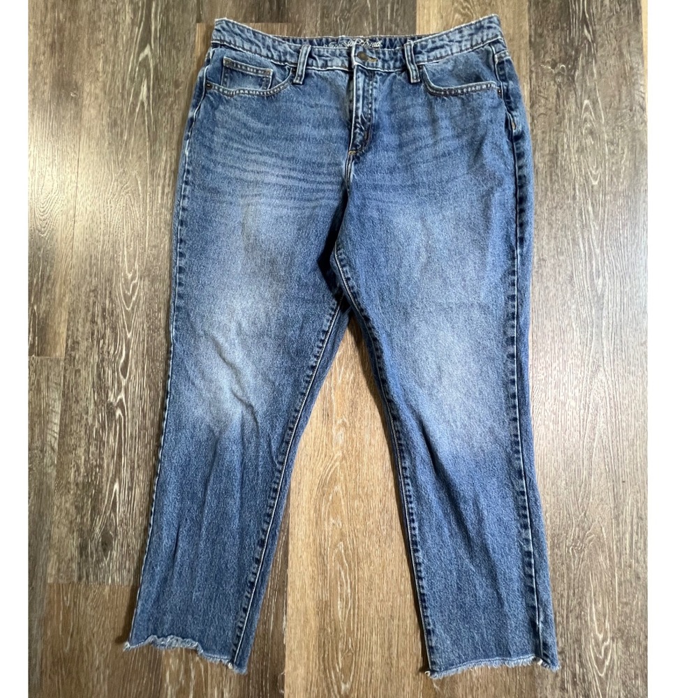 Universal Thread Straight Leg Jeans Women 14/32R Blue Raw Hem High Rise 4702